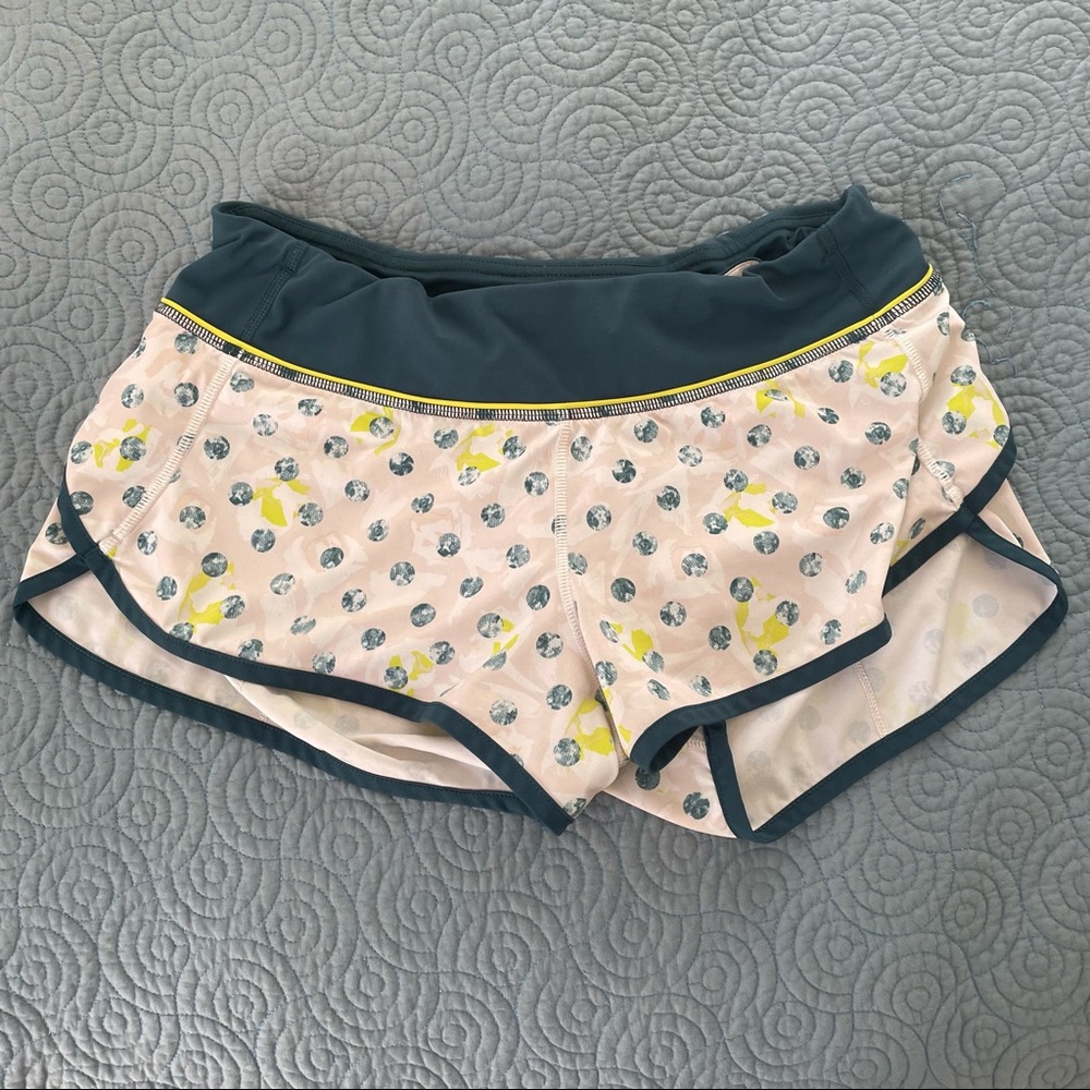 Lululemon size 6 shorts